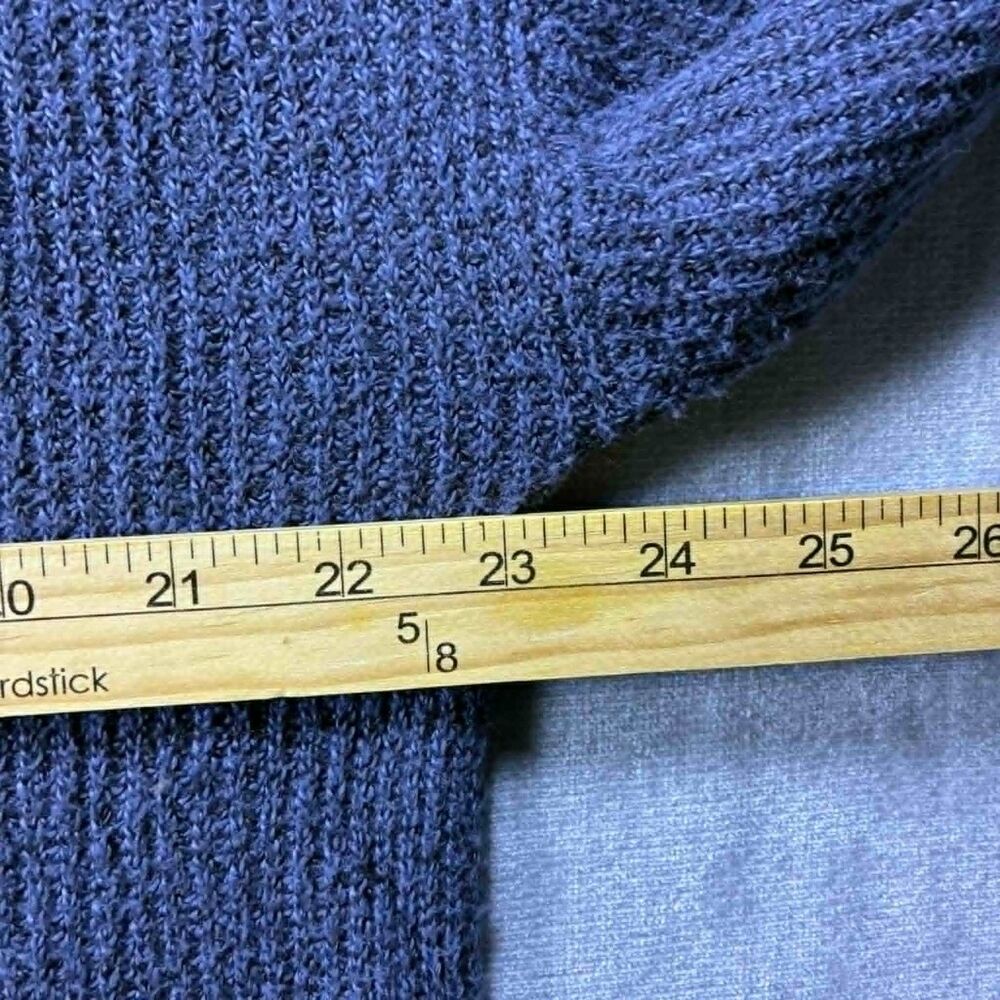Old Navy SoSoft Sweater Large Blue Crew Neck Ribbed Knit Pullover Cozy Casual - Picture 4 of 5
